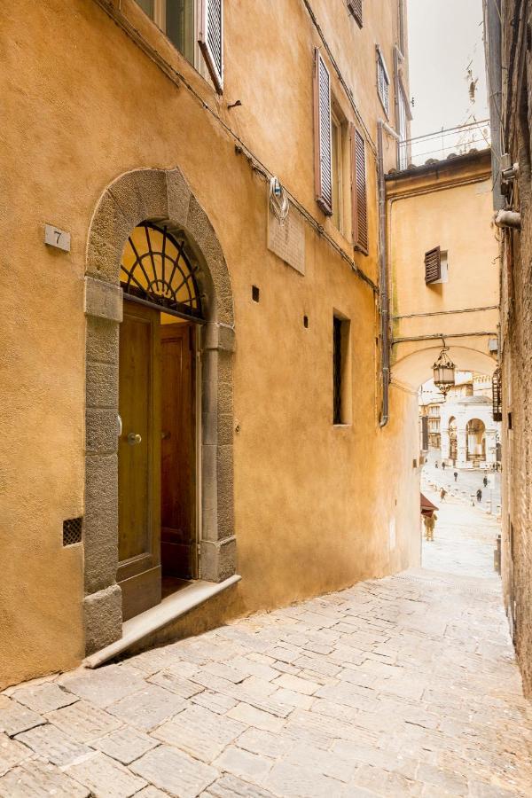 The Balcony Suite - Affaccio Su Piazza Del Campo Siena Kültér fotó